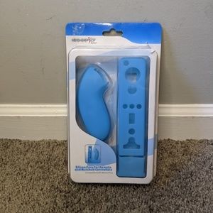 Gamefitz For Wii Silicon Case for Remote and Nunchuck Controllers~Light Blue